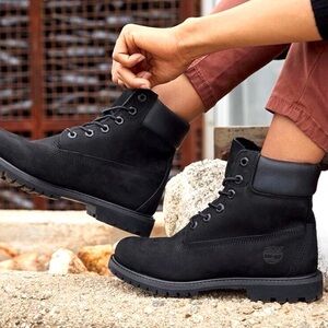 Timberland Women's Premium 6-Inch Black Nubuck Waterproof Boots🖤